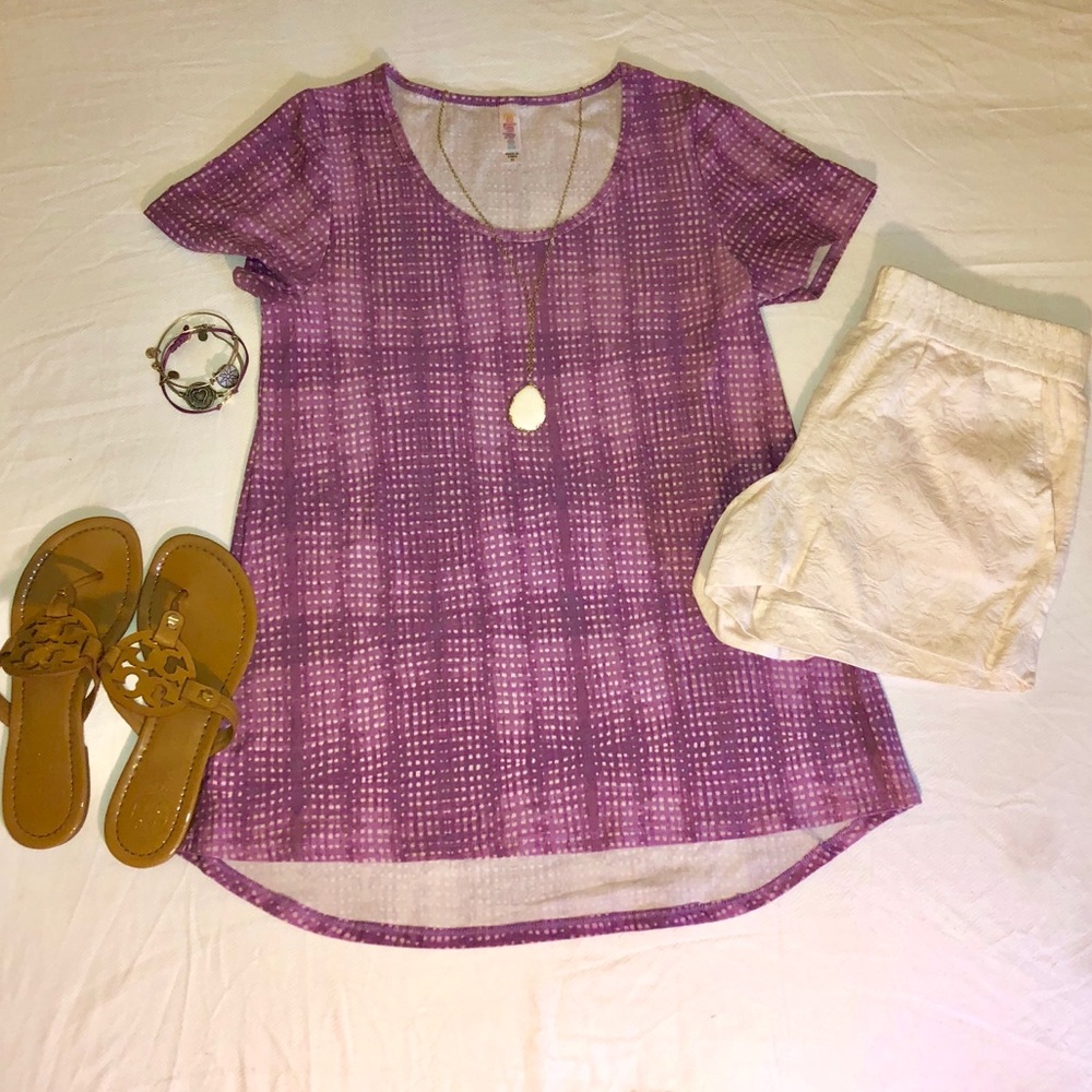 🦄🦄🦄LuLaRoe ultra soft purple beautiful top